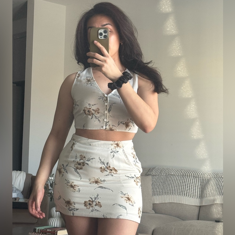 Sadie & Sage Cream Floral Two-Piece Mini Set